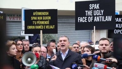 Photo of “Nuk iu doli njeri në protestën kundër SPAK” – Blushi: Nuk ka rëndësi, rëndësi kanë mesazhet që dhashë