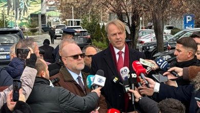 Photo of Hovenier: Ende herët që ta dimë kush qëndron pas sulmit, nuk përjashtoj asnjë grup as shtet