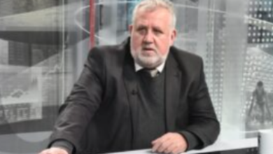 Photo of Kekenovski: Kam frikë se Gjykata Kushtetuese do të kërkojë kompromis për Ligjin për gjuhët