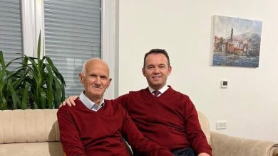 Photo of Vdes babai i ministrit Faton Peci
