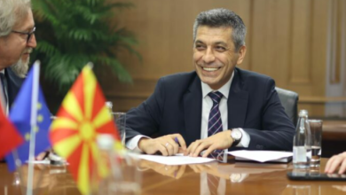 Photo of Mexhiti: Gjuha shqipe nuk u ndalua, Ligji për gjuhën shqipe nuk u abrogua