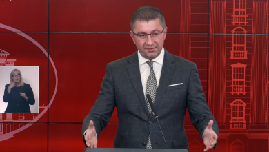 Photo of Mickoski korrigjon Fatmir Limanin, u kërkon falje banorëve të Haraçinës dhe Likovës