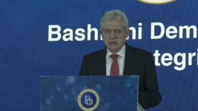 Photo of Ahmeti: Në fushatë dy fjalë të vërteta ia çova Hrtistijan Mickoskit, por pse i mbet hatri nuk e kuptova?!
