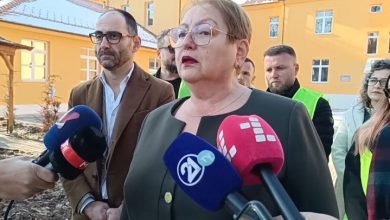 Photo of Ministrja e Arsimit: Abetarja shqipe nuk është libër në Maqedoni, është material ndihmës