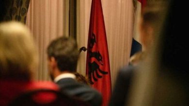 Photo of Disa veprimtarë u çojnë letër udhëheqësve shqiptarë me thirrje për “bashkëpunim kombëtar”, propozojnë krijimin e një “platforme për interesat strategjike”