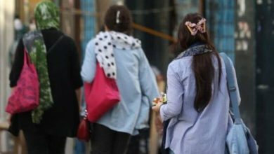 Photo of U kritikua edhe nga klerikët, ligji i ri për hixhabin në Iran shihet si “akt hakmarrës” kundër grave