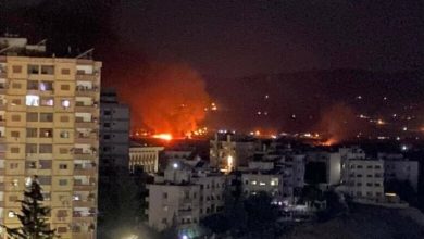Photo of Ushtria izraelite kryen sulme ajrore nëpër Siri, godet bazat ushtarake – pamje nga aksioni