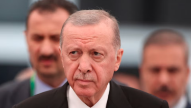 Photo of Erdogan paralajmëron rebelët kurdë: Dorëzoni armët ose do të groposeni bashkë me to!