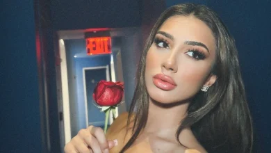 Photo of Melinda ‘tranon’ rrjetin me fustanin e shkurtër dhe të hapur