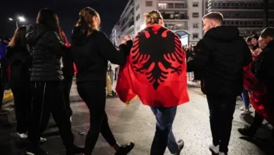Photo of Analiza e akademikut grek: 28 Nëntori i shqiptarëve duhet të festohet zyrtarisht edhe në Greqi