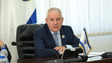 Photo of Sveçla viziton policët në QKUK: Gjendja e tyre fatmirësisht po përmirësohet