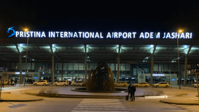 Photo of Aeroporti fajëson mjegullën për anulimin e fluturimeve, ministri pilotët e papërgatitur