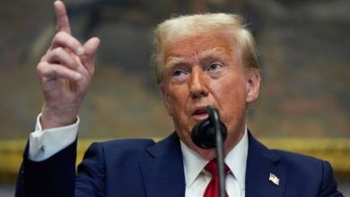 Photo of Trump nënshkruan urdhrin ekzekutiv për ndalimin e ndërrimit të gjinisë!