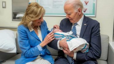 Photo of Biden bëhet për herë të parë stërgjysh