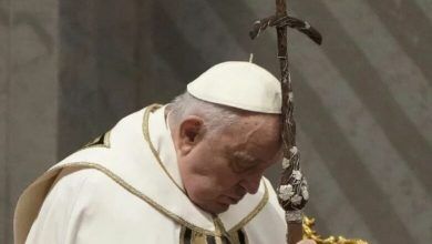 Photo of Vatikani: Papa Françesku, në gjendje kritike