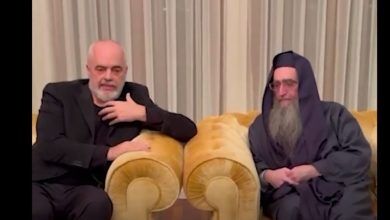 Photo of Rama pret rabinin Yosiyahu Yosef Pinto: Shqipëria vend model, hebrenjtë u mbrojtën si askund tjetër. Së shpejti në Vlorë një muze i bukur
