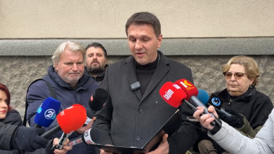 Photo of Shabani nga ASH: Me kthimin e VMRO-DPMNE-së, karnevali Vevçanit kthehet në traditën e vjetër dhe se tallja me tentim vrasjen e Ziadin Selës është edhe më e rënde se vet sulmi