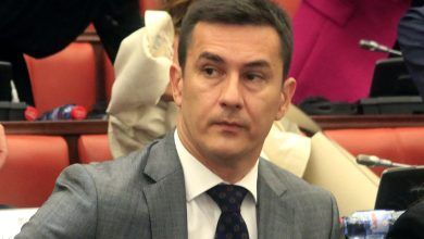 Photo of Opozita është e papërgjegjshme kur kërkon përgjigje për diplomën e Bojan Hristovskit, thotë Mickoski