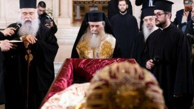 Photo of Sot ceremonia mortore për Anastas Janullatos, Rama e Mitsotakis mbajnë fjalime, qindra besimtarë i japin lamtumirën Kryepeshkopit