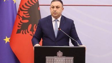 Photo of Lista zgjedhore në Shqipëri, Hoxha: Mbi 3.7 milionë shqiptarë me të drejtë vote më 11 maj