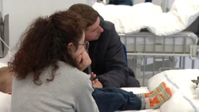 Photo of Gripi godet të miturit! Fëmijët në kopshte e çerdhe me temperaturë deri në 40 gradë, simptomat agresive