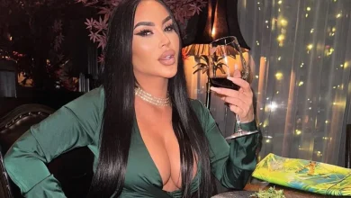 Photo of Fjolla provokuese në fustanin e saj të gjelbër