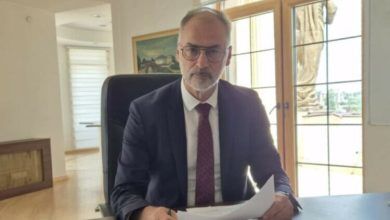 Photo of Stoilkoviq nuk e mbajti fjalën, termi “Kosova dhe Metohija” vazhdon të qëndrojë në faqen e ministrisë