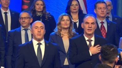 Photo of Fushata zgjedhore e koalicionit AAK-Nisma dhe të tjerët nis me kritika të ashpëra ndaj Kurtit