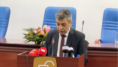 Photo of Mexhiti: Gjuha amtare në Ballkan është shprehje e identitetit politik e kombëtar