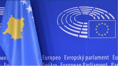 Photo of Parlamenti Evropian kërkon heqjen e masave ndëshkuese ndaj Kosovës