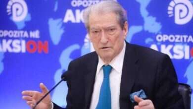 Photo of “Rama antimiting në shesh”, Berisha: Punonjësit e Bashkisë që shkojnë në takim do konsiderohen pjesëmarrës në krim