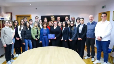 Photo of Presidentja Siljanovska Davkova i priti ekipet fituese të “NASA Space Apps Challenge 2024”