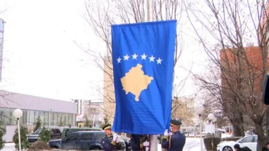 Photo of Carl Gustaf R, i dërgon urim Presidentes Osmani për 17-vjetorin e Pavarësisë së Kosovës
