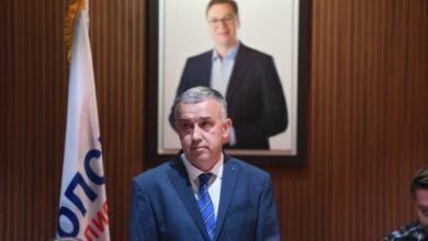 Photo of Lista Serbe ofendon dhe akuzon ambasadorin francez për qëndrim anti-serb pas takimit me Rashiqin