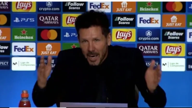 Photo of Simeone nervozohet me gazetarët: A e keni parë Alvarez duke prekur topin dy herë? Ngrini dorën nëse po, mos keni frikë