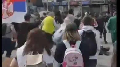 Photo of Vetura futet mes turmës në Beograd, disa të lënduar