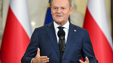 Photo of VIDEO/ Kryeministri polak: 500 mln evropianë i kërkojnë ndihmë amerikanëve t’i mbrojnë nga 140 mln rusë