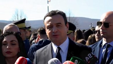 Photo of Kurti: Rënia heroike e Shaban, Adem dhe Hamëz Jasharit është Epopeja e UÇK-së