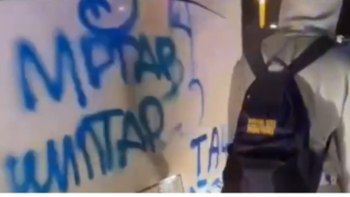 Photo of “Shqiptar i mirë, shqiptar i vdekur”/ Ramadani: Tifozët Kumanovar tentuan të na gurrëzojnë!