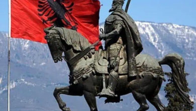 Photo of Kryeministri: Një shesh në Paris do ketë emrin e “Gjergj Kastrioti Skënderbeu”, ku do të vendoset monumenti kopje si në Tiranë
