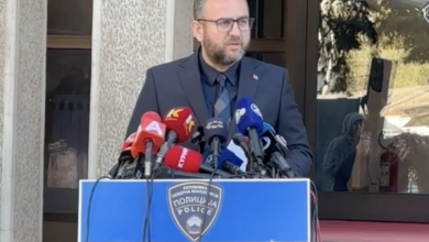 Photo of Toshkovski: Shefat policorë në Koçan dhe Shtip janë shkarkuar që të ketë një hetim plotësisht të pavarur dhe efikas, një vendim i tillë nuk paragjykon fajësinë