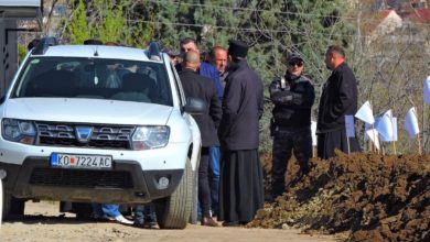 Photo of Tragjedia në Koçanë/ Vazhdojnë ditët e zisë, policia në terren, ndihma dhe solidaritet me familjet e viktimave!