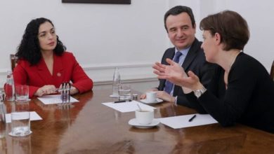 Photo of Raportet e Osmanit me LVV-në dhe Listën ‘Guxo” – çfarë do të ndodhë pas përfundimit të mandatit si presidente?