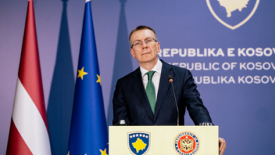 Photo of ”I dënojmë taktikat ruse” – Presidenti i Letonisë flet për mashtrimin që iu bë Kurtit nga rusët