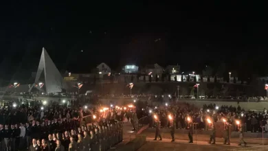 Photo of Ndizen flakadanët e lirisë në Prekaz