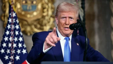 Photo of Trump fut në “listën e zezë” Kamala Harris dhe Hillary Clinton, iu heq aksesin mbi informacionet e klasifikuara