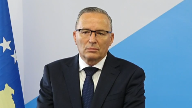 Photo of Hamza konfirmon bisedat me LDK, AAK e NISMA për qeverinë, thotë se s’ka vija të kuqe për askënd