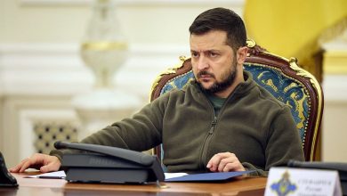 Photo of Zelensky: Putini shpreson të mbesë në pushtet deri në vdekjen e tij, Amerika të mos e ndihmojë të dalë nga izolimi global