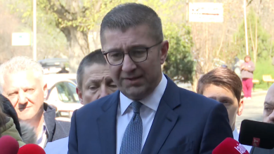 Photo of Mickoski kundërshton Vuçiqin: Unë as dje as sot, askund nuk kam hyrë me kamera