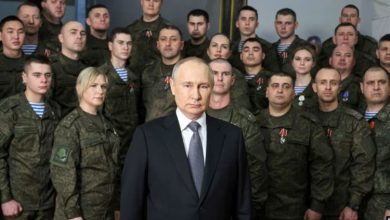 Photo of Partia e Putinit ngjall zemërim, u dhuron mulli mishi nënave të ushtarëve të vrarë